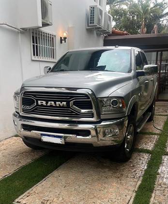 RAM 2500 6.7 LARAMIE 4X4 CD I6 TURBO DIESEL 4P AUTOMÁTICO